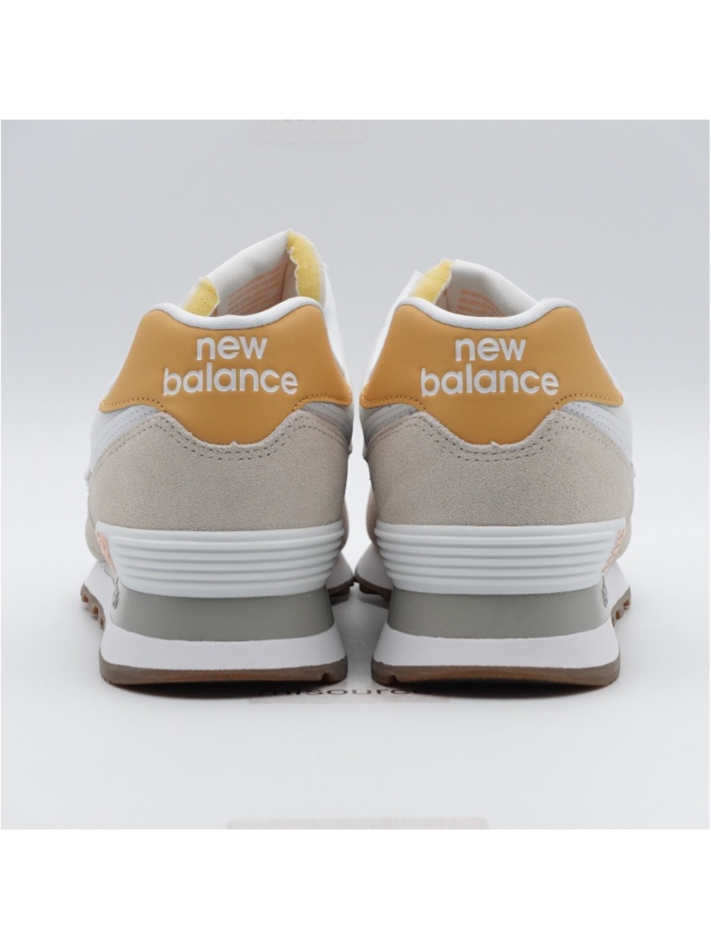 NEW Size 9.5 WIDE D Women's New Balance 574 Suede Sneakers WL574COR Timberwolf - Picture 5 of 7